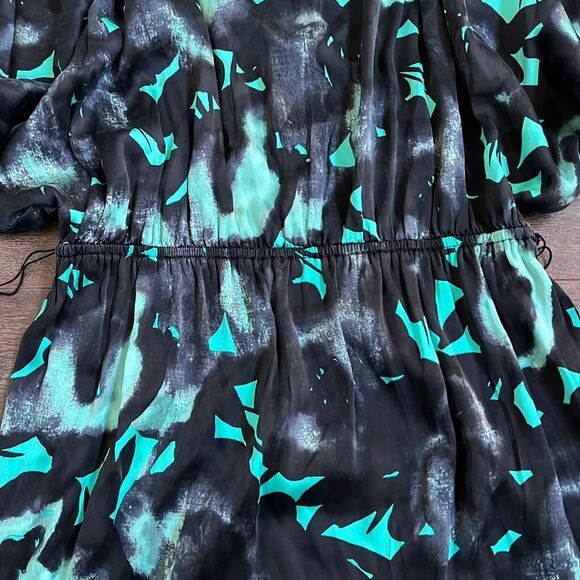Express Size Small Mini Dress Batwing Sleeves Silk Black Teal Floral Flowy Drape - Picture 4 of 8